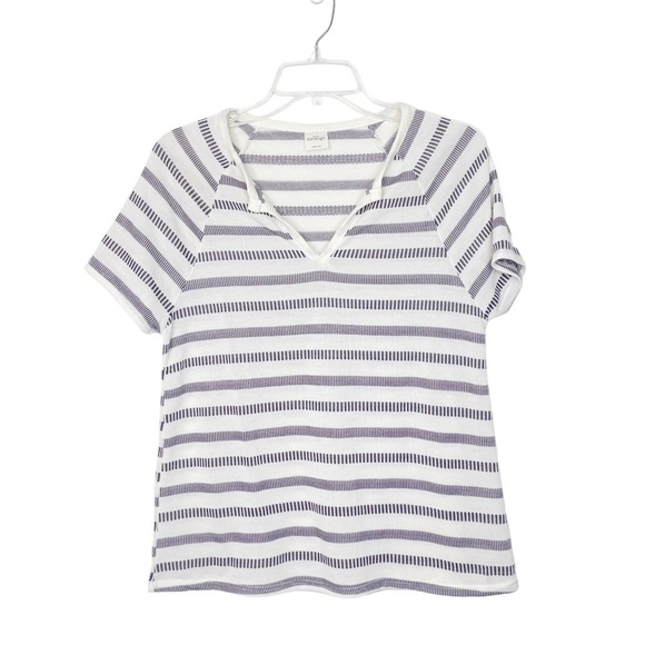 Stitch Fix l Kaileigh Split Neck Top, Small - Picture 4 of 7
